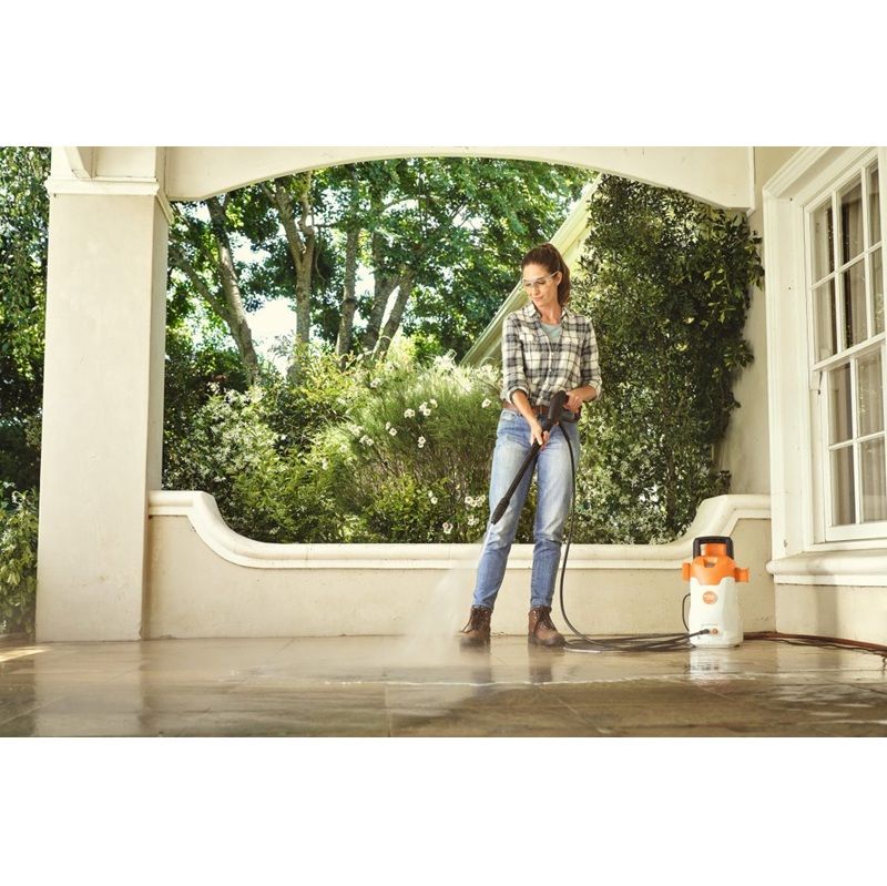 Електрическа водоструйка STIHL RE 80 X, 90 bar, 330 л/ч, 1.70 kW + CP 200 препарат